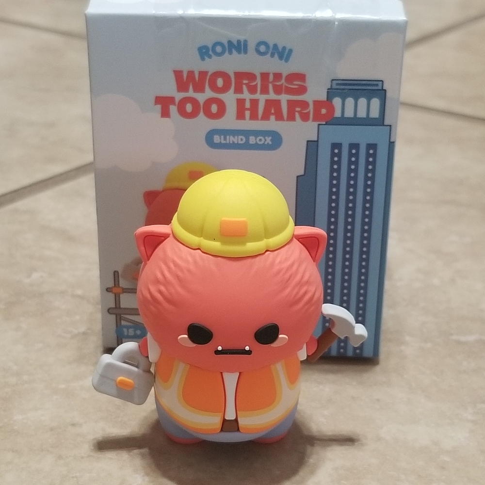 Smoko Roni Oni Works Too Hard Series: Builder Roni Vinyl Figure